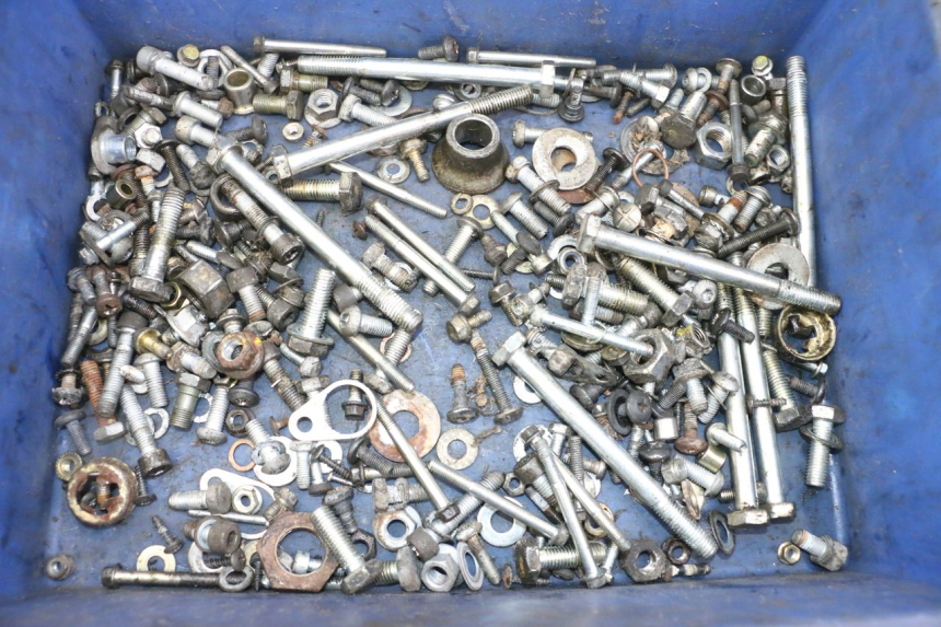 photo de SCHRAUBEN PIAGGIO MP3 125 (2006 - 2014) - Hauptansicht