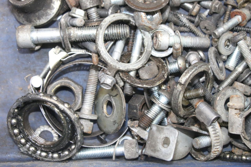 photo de SCHRAUBEN PIAGGIO VESPA GRANTURISMO 125 (2003 - 2007) - Alternative Perspektive