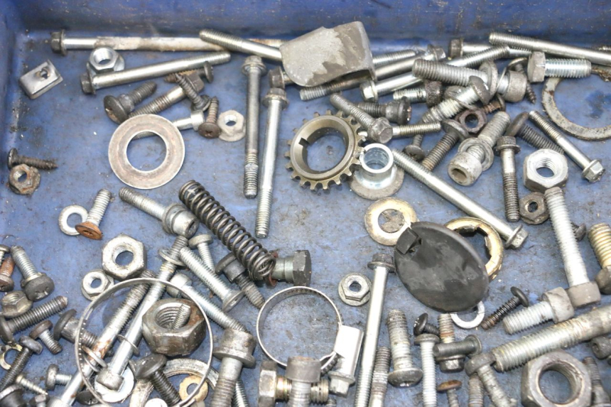 photo de SCHRAUBEN PIAGGIO VESPA GRANTURISMO 200 (2004 - 2005) - Detailansicht des Bauteils