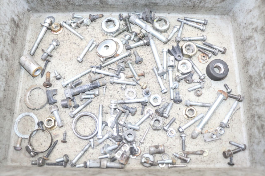 photo de SCHRAUBENBEUTEL PIAGGIO VESPA LX 2T 50 (2005 - 2013) - Hauptansicht