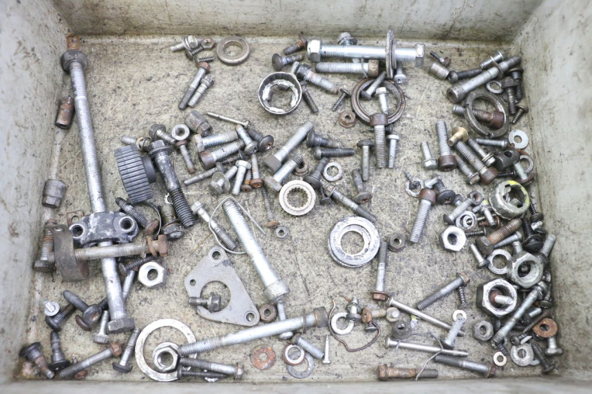 photo de SCHRAUBENBEUTEL PIAGGIO VESPA S 2T 50 (2007 - 2014) - Hauptansicht