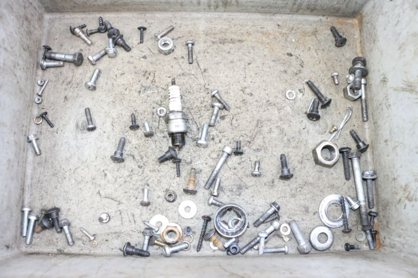 photo de SCHRAUBENBEUTEL PIAGGIO ZIP 2T 50 (2009 - 2019) - Hauptansicht