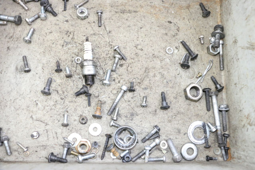 photo de SCHRAUBENBEUTEL PIAGGIO ZIP 2T 50 (2009 - 2019) - Detailansicht des Bauteils