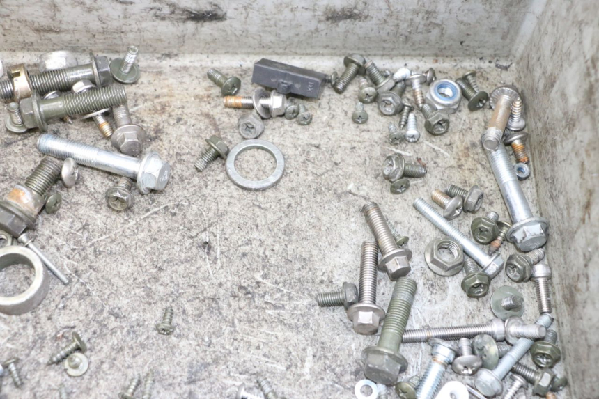 photo de SCHRAUBEN EFUN PUSA 1 - Detailansicht des Bauteils