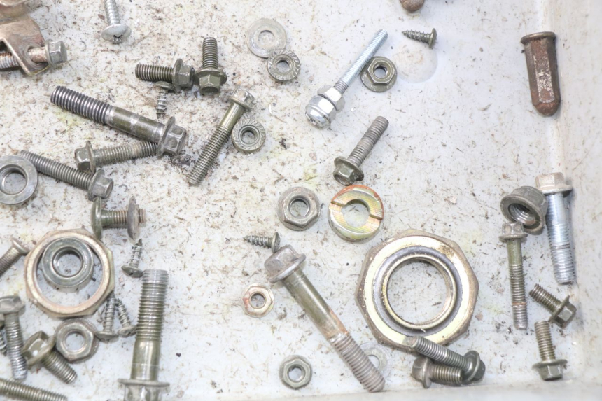 photo de SCHRAUBEN VASTRO R-ONE 4T 50 (2014 - 2022) - Zoom auf Gebrauchszustand