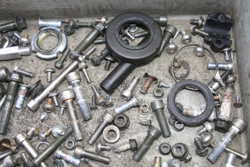 photo de SCHRAUBEN MAG POWER R-STREET 50 (2016 - 2025) - Zoom auf Gebrauchszustand