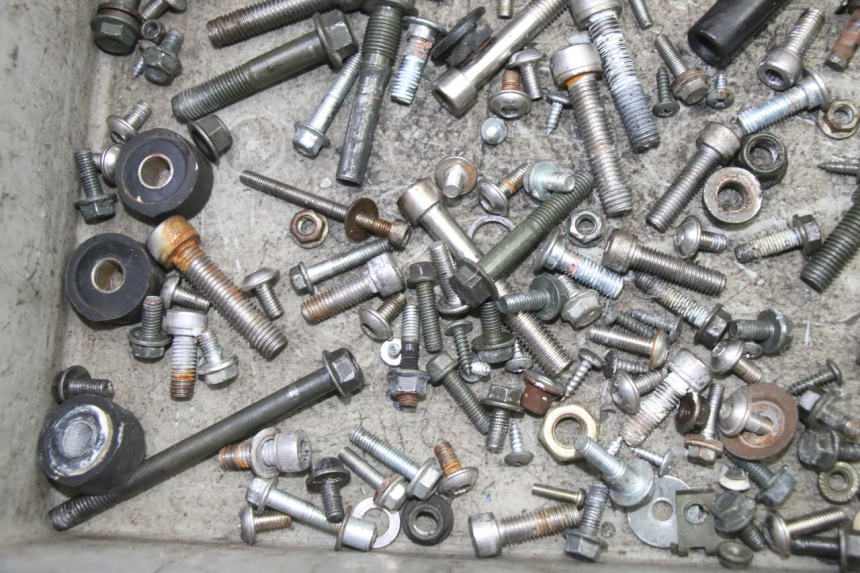 photo de SCHRAUBEN MAG POWER R-STREET 50 (2016 - 2025) - Alternative Perspektive