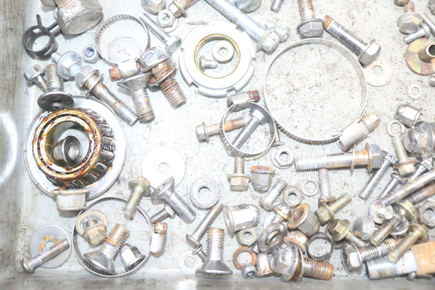 photo de SCHRAUBEN REGAL RAPTOR SPYDER 125 (2010 - 2018) - Alternative Perspektive