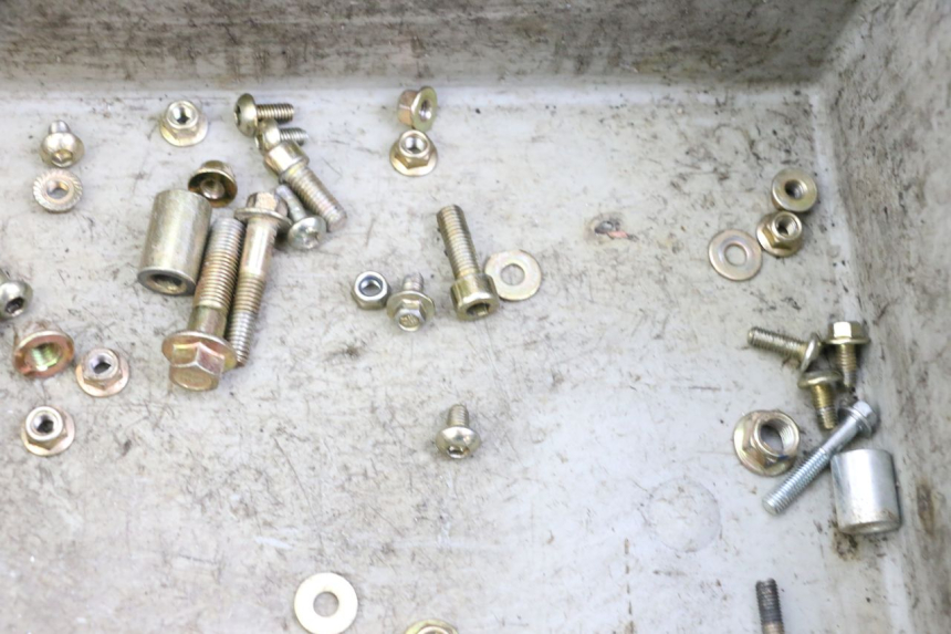 photo de SCHRAUBENBEUTEL APOLLO RFZ 125 - Technische Nahaufnahme