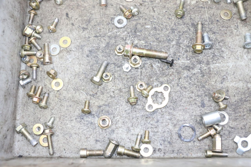 photo de SCHRAUBENBEUTEL APOLLO RFZ 125 - Zoom auf Gebrauchszustand