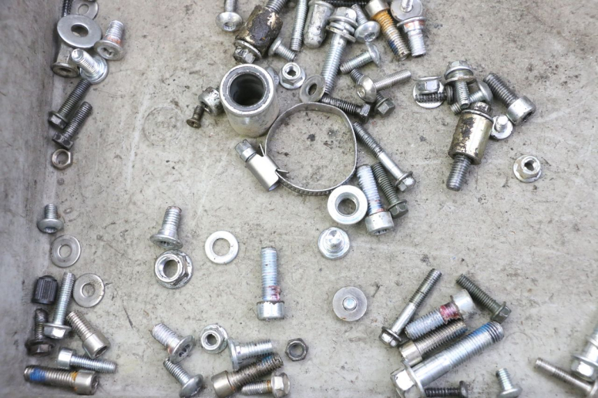 photo de SCHRAUBENBEUTEL APOLLO RFZ 125 - Zoom auf Gebrauchszustand