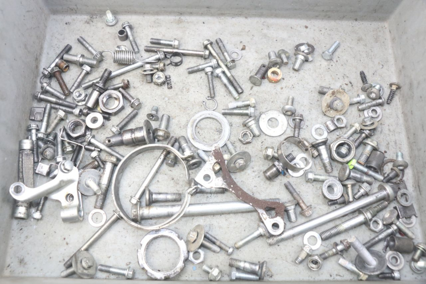 photo de SCHRAUBENBEUTEL SUZUKI RM-Z RMZ 250 (2010 - 2016) - Detailansicht des Bauteils