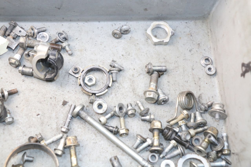 photo de SCHRAUBEN SUZUKI RMZ RM-Z 450 (2008 - 2011) - Detailansicht des Bauteils