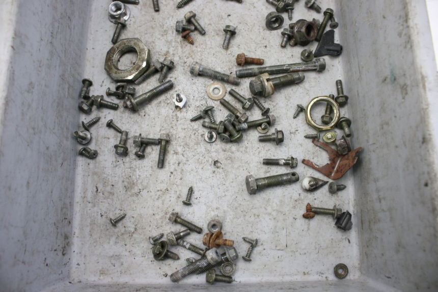 photo de SCHRAUBENBEUTEL TNT MOTOR ROMA 10' 2T 50 (2011 - 2018) - Zoom auf Gebrauchszustand