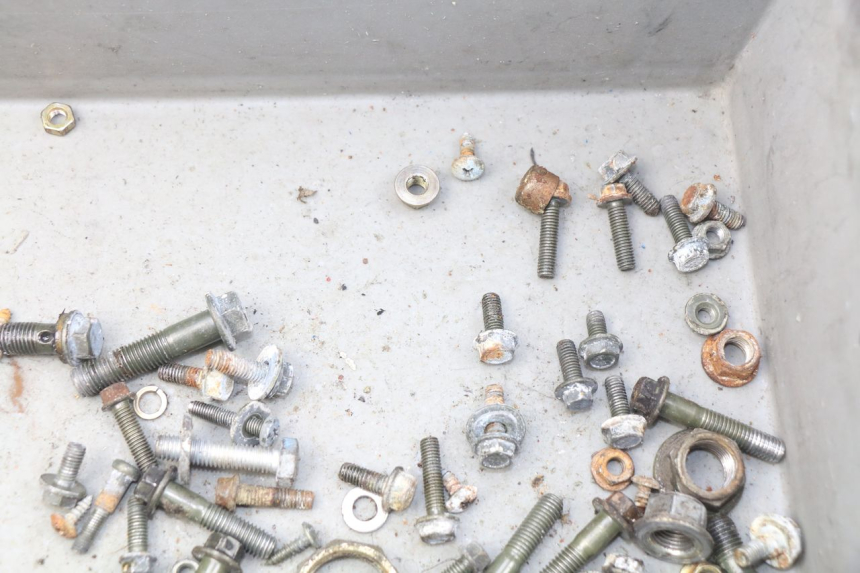 photo de SCHRAUBENBEUTEL TNT MOTOR ROMA 10' 4T 50 (2007 - 2018) - Alternative Perspektive