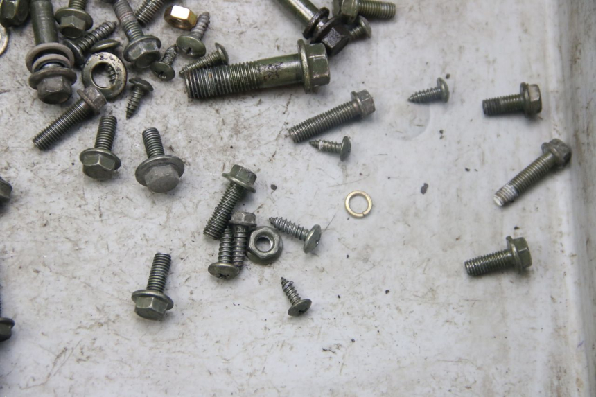 photo de SCHRAUBENBEUTEL TNT MOTOR ROMA 10' 4T 50 (2019 - 2022) - Zoom auf Gebrauchszustand