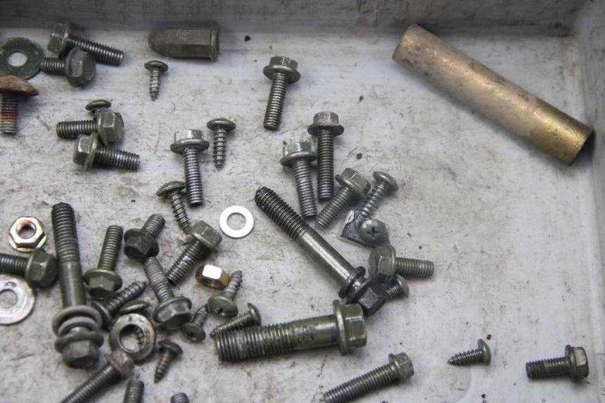 photo de SCHRAUBENBEUTEL TNT MOTOR ROMA 10' 4T 50 (2019 - 2022) - Alternative Perspektive