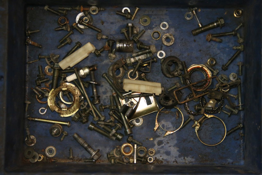 photo de SCHRAUBENBEUTEL TNT MOTOR ROMA 10' 4T 50 (2019 - 2022) - Zoom auf Gebrauchszustand