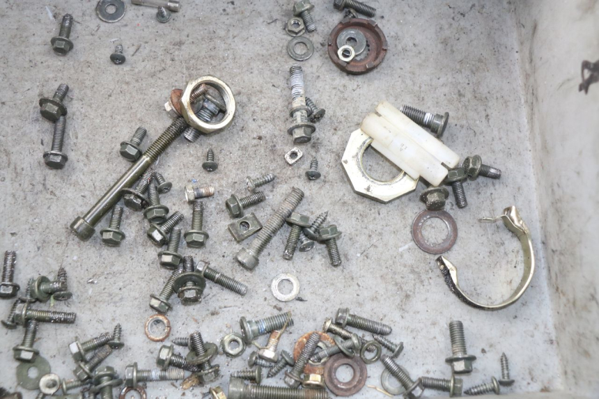 photo de SCHRAUBEN TNT MOTOR ROMA 12' 2T 50 (2007 - 2018) - Detailansicht des Bauteils