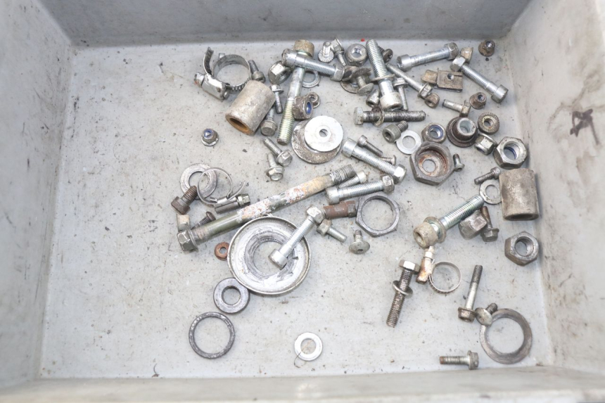 photo de SCHRAUBEN RIEJU RR 50 (1998 - 2007) - Hauptansicht