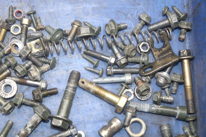 photo de SCHRAUBENBEUTEL KEEWAY RY6 2T 50 (2011 - 2019) - Zoom auf Gebrauchszustand