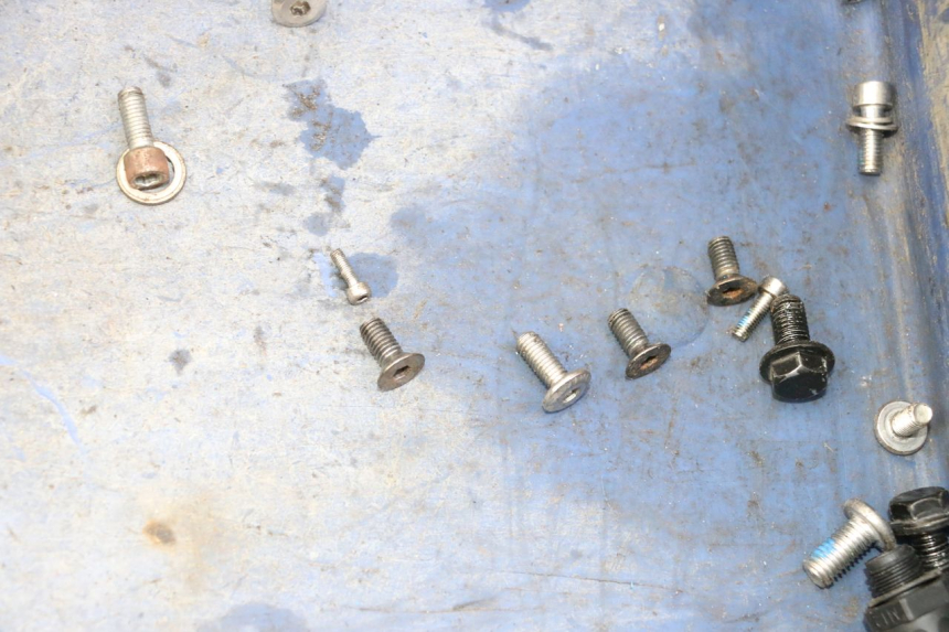 photo de SCHRAUBEN HERO S10 1 - Alternative Perspektive