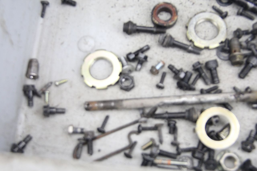 photo de SCHRAUBEN DAELIM S2 125 (2006 - 2007) - Detailansicht des Bauteils