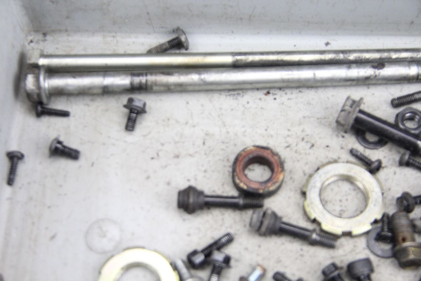 photo de SCHRAUBEN DAELIM S2 125 (2006 - 2007) - Technische Nahaufnahme