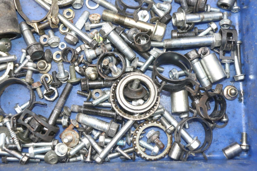 photo de SCHRAUBENBEUTEL DAELIM S3 125 (2010 - 2017) - Technische Nahaufnahme