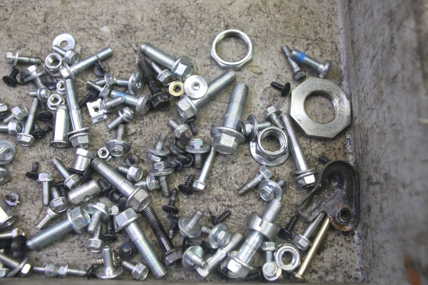 photo de SCHRAUBEN JM MOTORS SANTANA EVO 50 (2024 - 2026) - Detailansicht des Bauteils