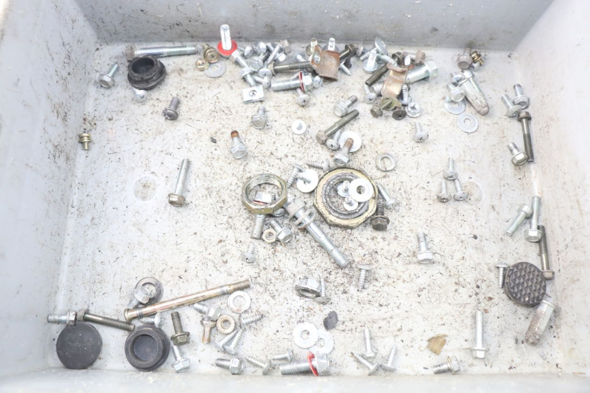 photo de SCHRAUBENBEUTEL JM MOTORS SANTANA 50 (2014 - 2023) - Hauptansicht