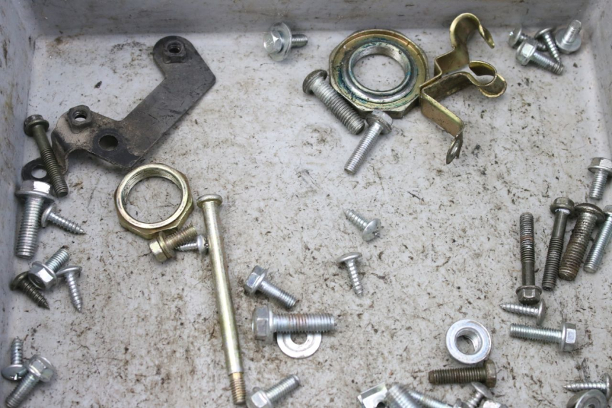 photo de SCHRAUBENBEUTEL JM MOTORS SANTANA 50 (2014 - 2023) - Alternative Perspektive