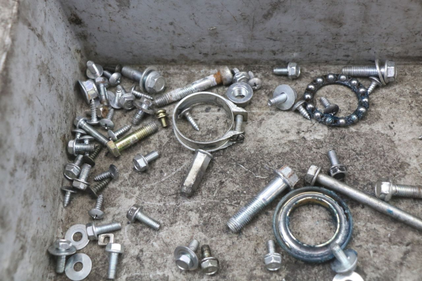 photo de SCHRAUBENBEUTEL JM MOTORS SANTANA 50 (2014 - 2023) - Detailansicht des Bauteils