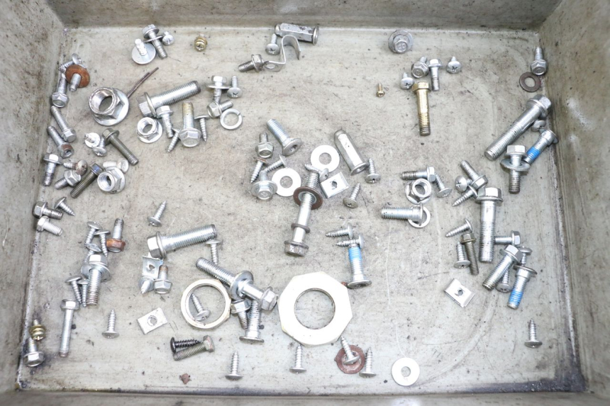 photo de SCHRAUBENBEUTEL JM MOTORS SANTANA 50 (2014 - 2023) - Hauptansicht