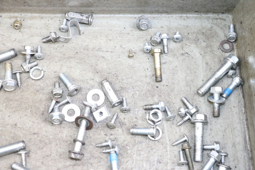 photo de SCHRAUBENBEUTEL JM MOTORS SANTANA 50 (2014 - 2023) - Alternative Perspektive