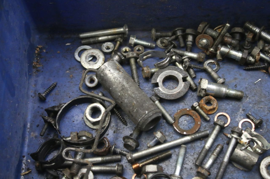 photo de SCHRAUBENBEUTEL PEUGEOT SATELIS 125 (2010 - 2012) - Technische Nahaufnahme