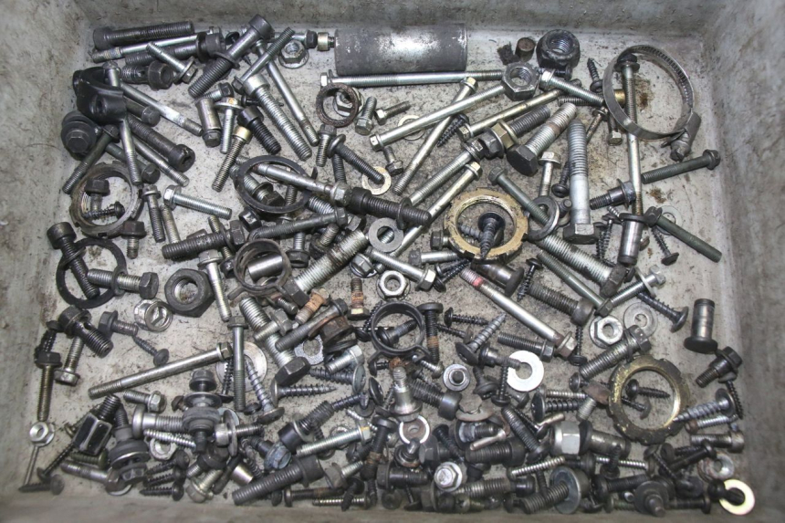 photo de SCHRAUBEN PEUGEOT SATELIS 125 (2013 - 2018) - Hauptansicht