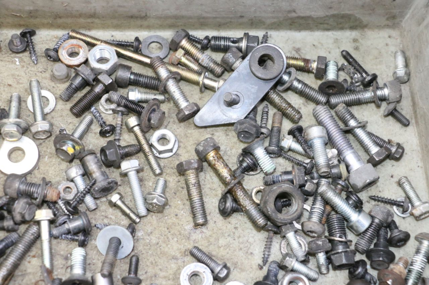 photo de SCHRAUBENBEUTEL PEUGEOT SATELIS 125 (2010 - 2012) - Gesamtansicht des Produkts