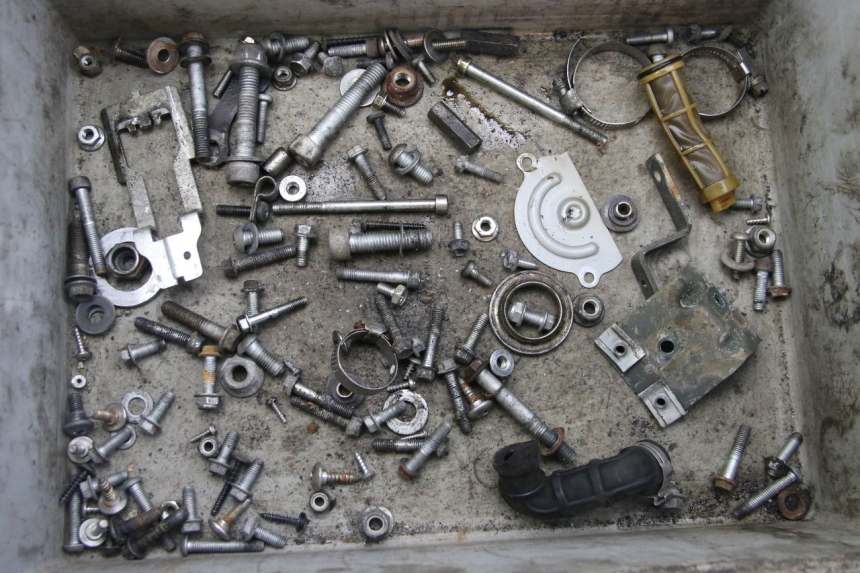 photo de SCHRAUBENBEUTEL APRILIA SCARABEO 4T 50 (2009 - 2017) - Hauptansicht