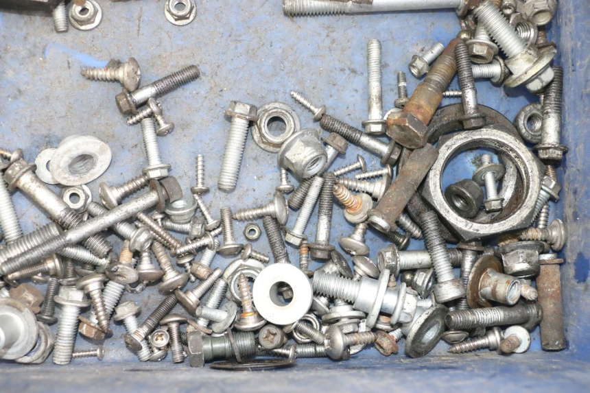 photo de SCHRAUBEN APRILIA SCARABEO GT TOURING 125 (1999 - 2005) - Alternative Perspektive