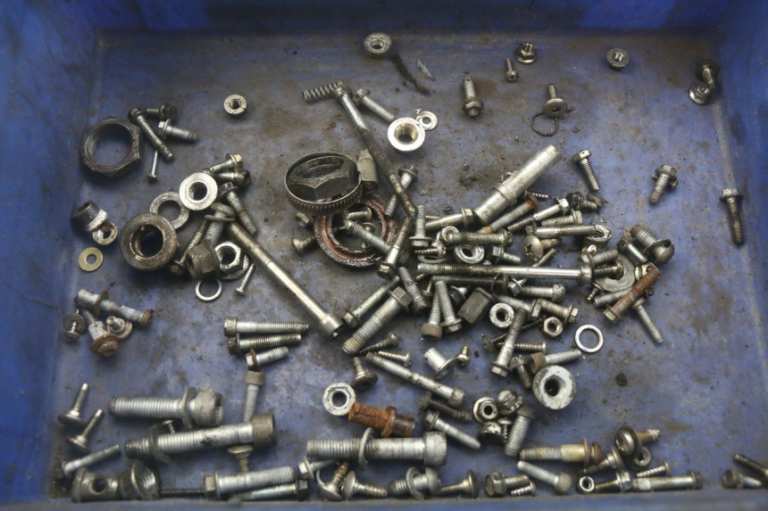 photo de SCHRAUBENBEUTEL APRILIA SCARABEO 100 (2003 - 2012) - Hauptansicht