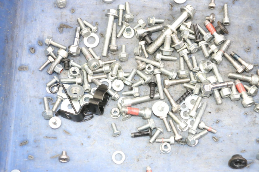 photo de SCHRAUBEN ROYAL ENFIELD SCRAM 411 (2022 - 2024) - Detailansicht des Bauteils