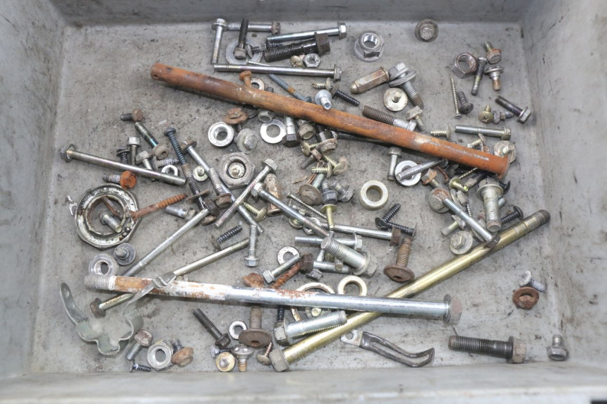 photo de SCHRAUBENBEUTEL HONDA SCV LEAD 100 (2003 - 2007) - Hauptansicht