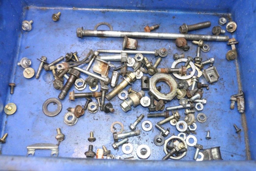 photo de SCHRAUBENBEUTEL HONDA SCV LEAD 100 (2003 - 2007) - Detailansicht des Bauteils
