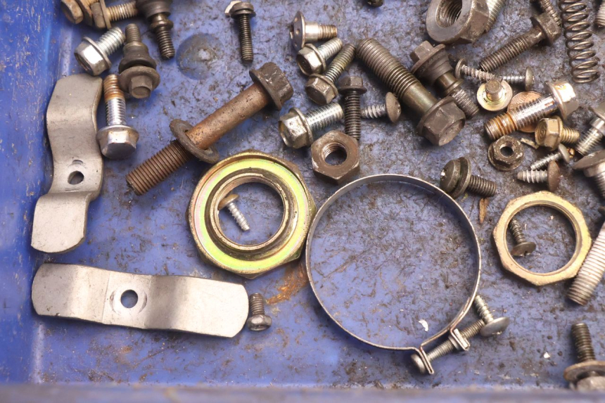 photo de SCHRAUBEN HONDA SH 125 (2001 - 2003) - Alternative Perspektive