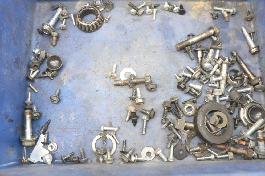 photo de SCHRAUBENBEUTEL SUZUKI SIXTEEN 125 (2008 - 2010) - Detailansicht des Bauteils