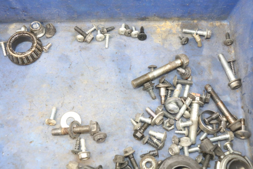 photo de SCHRAUBENBEUTEL SUZUKI SIXTEEN 125 (2008 - 2010) - Alternative Perspektive