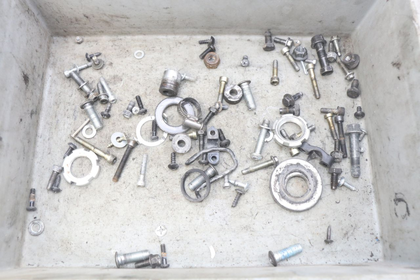 photo de SCHRAUBENBEUTEL YAMAHA SLIDER NAKED 50 (2004 - 2018) - Hauptansicht