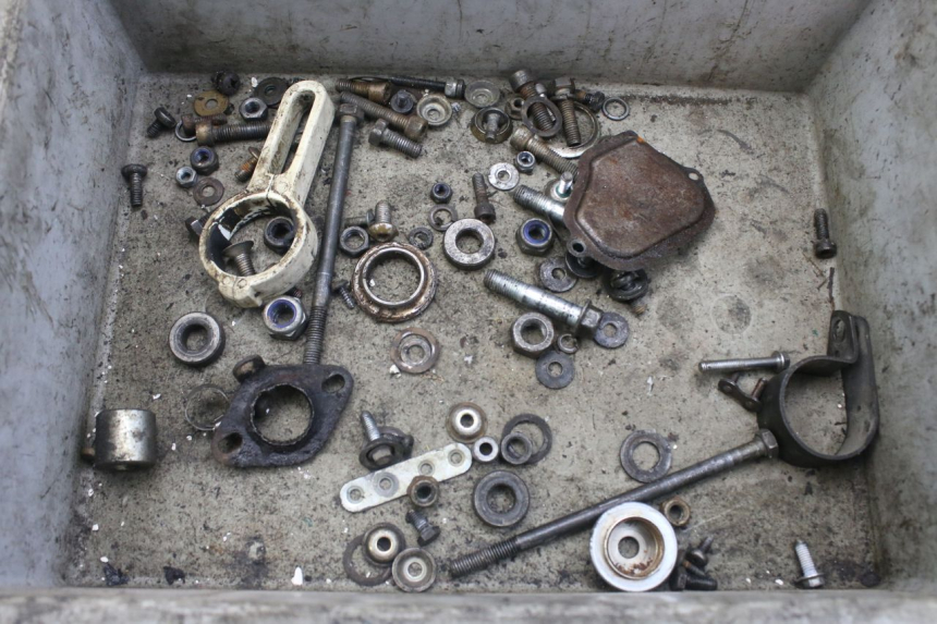 photo de SCHRAUBENBEUTEL SUZUKI SMX SUPERMOTARD 50 (1996 - 2001) - Hauptansicht