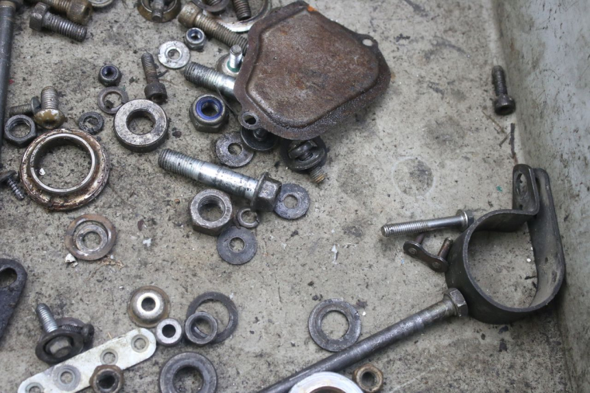 photo de SCHRAUBENBEUTEL SUZUKI SMX SUPERMOTARD 50 (1996 - 2001) - Detailansicht des Bauteils